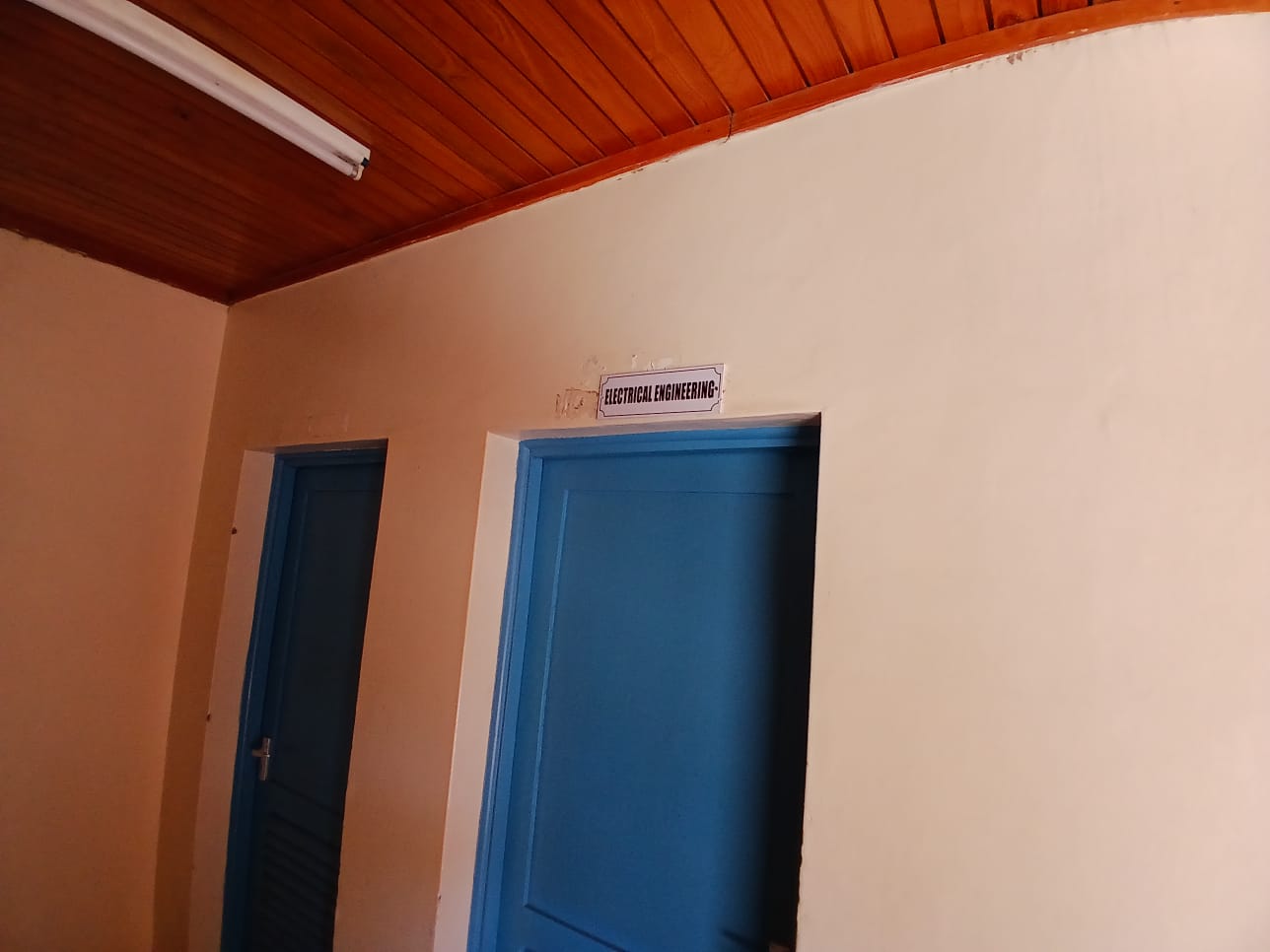 Artisan in Electrical Installation